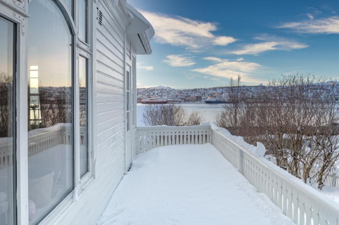 The Arctic Villa In Tromso Exterior photo